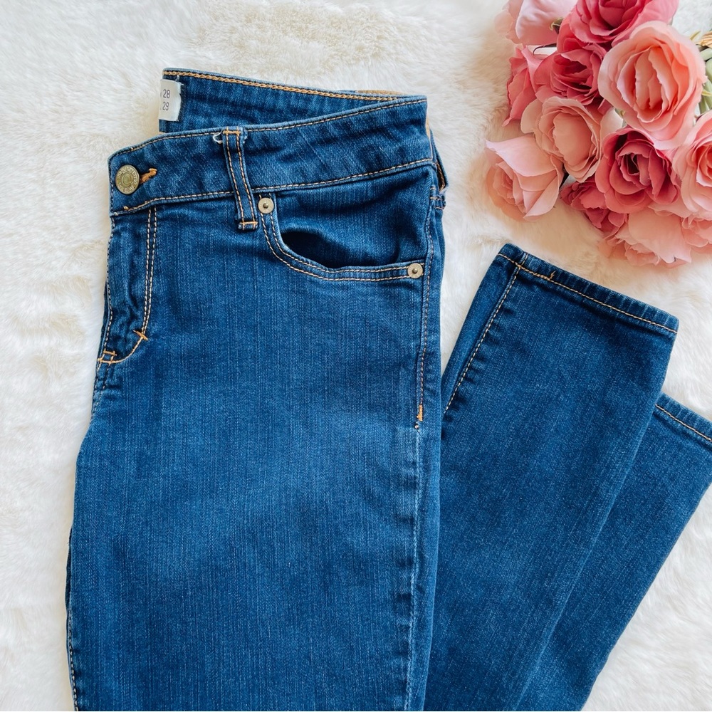 A&F Super Skinny Blue Jeans Size 6S/28